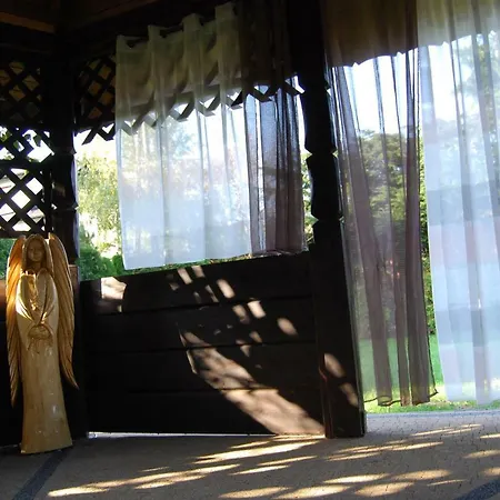 Honey House * 什切尔克